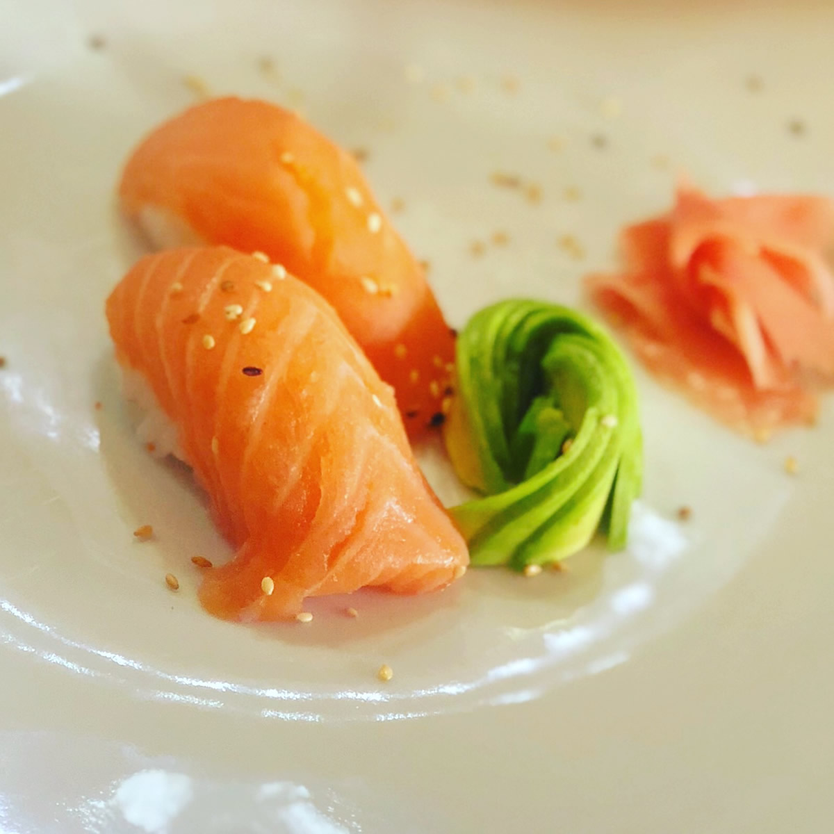 Nigiri de salmón_1 Nigiri de salmón_1